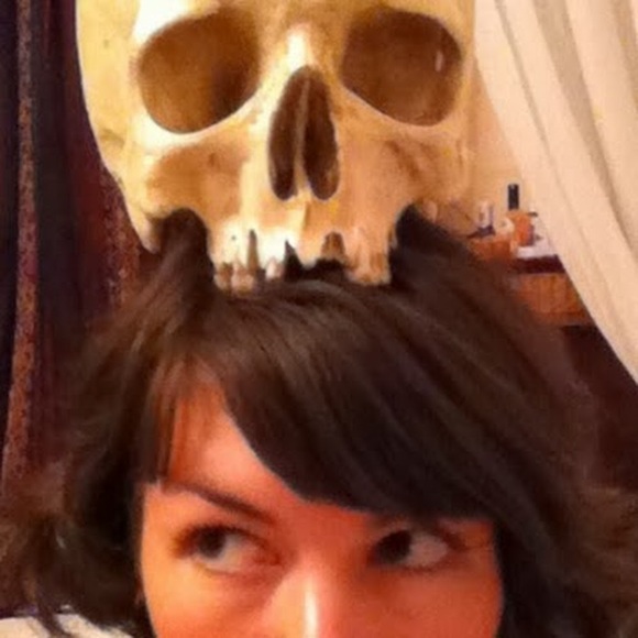 Meet your Posher, Gretchen - Picture 1 of 1